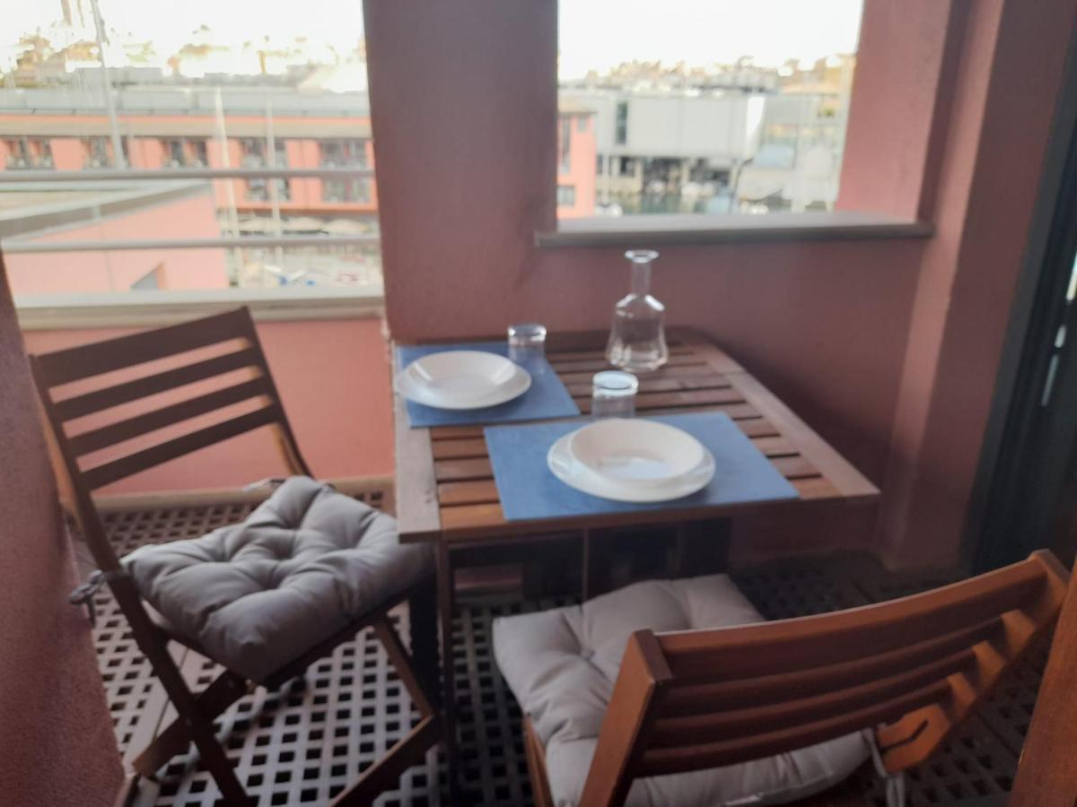 Bilocale Vista Mare Con Terrazzo-Porto Antico- Parcheggio Scontato Lejlighed Genova Eksteriør billede