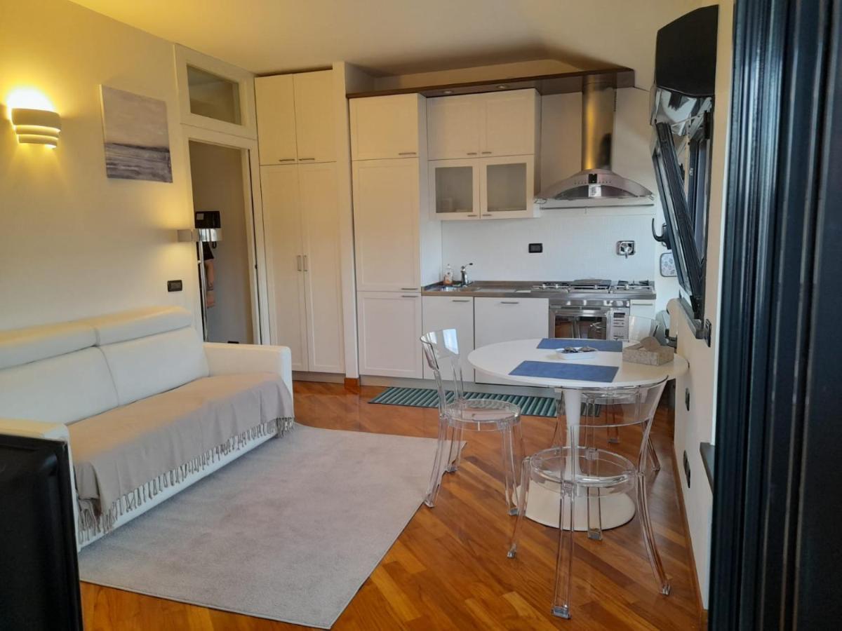 Bilocale Vista Mare Con Terrazzo-Porto Antico- Parcheggio Scontato Lejlighed Genova Eksteriør billede