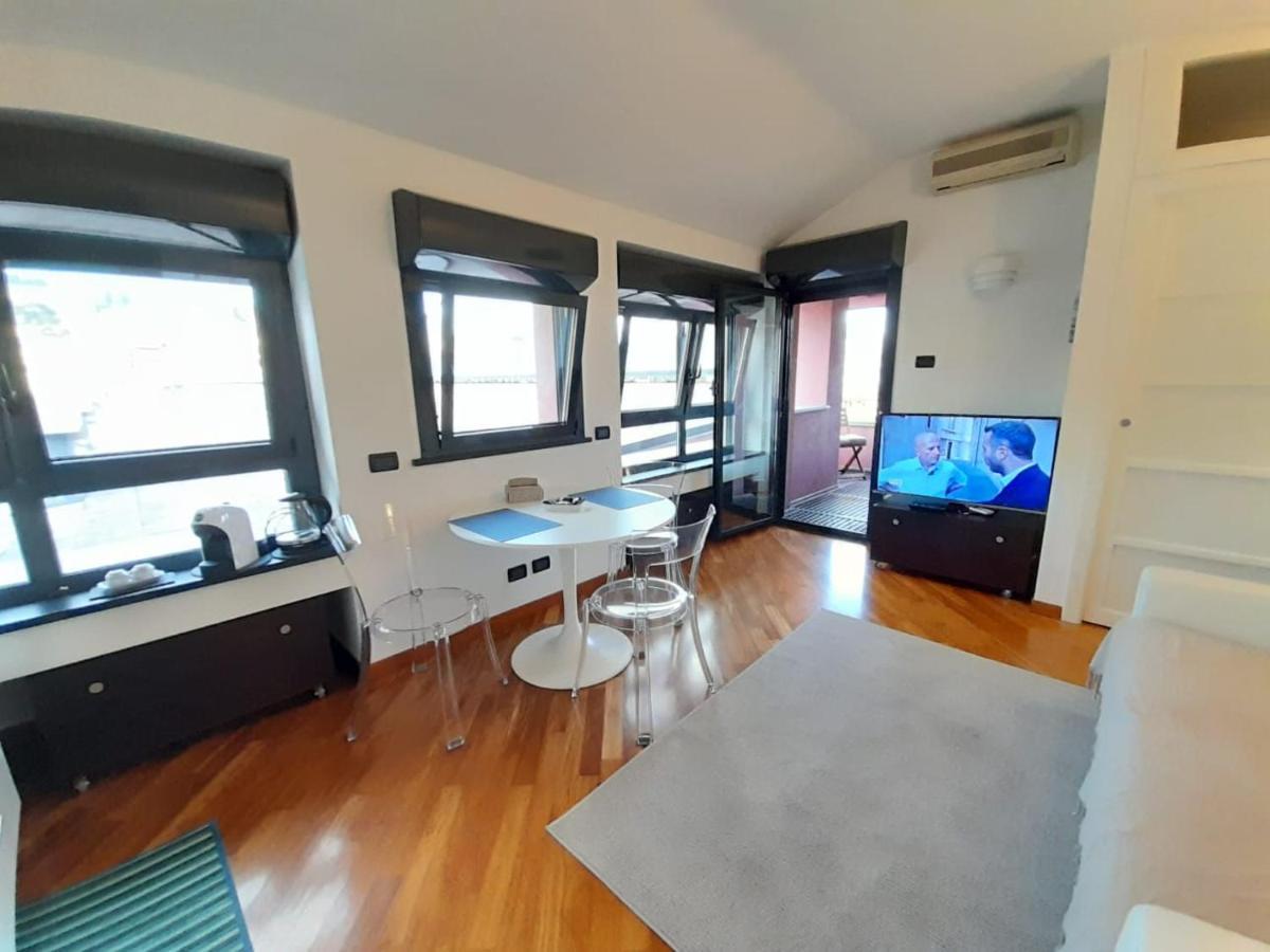 Bilocale Vista Mare Con Terrazzo-Porto Antico- Parcheggio Scontato Lejlighed Genova Eksteriør billede