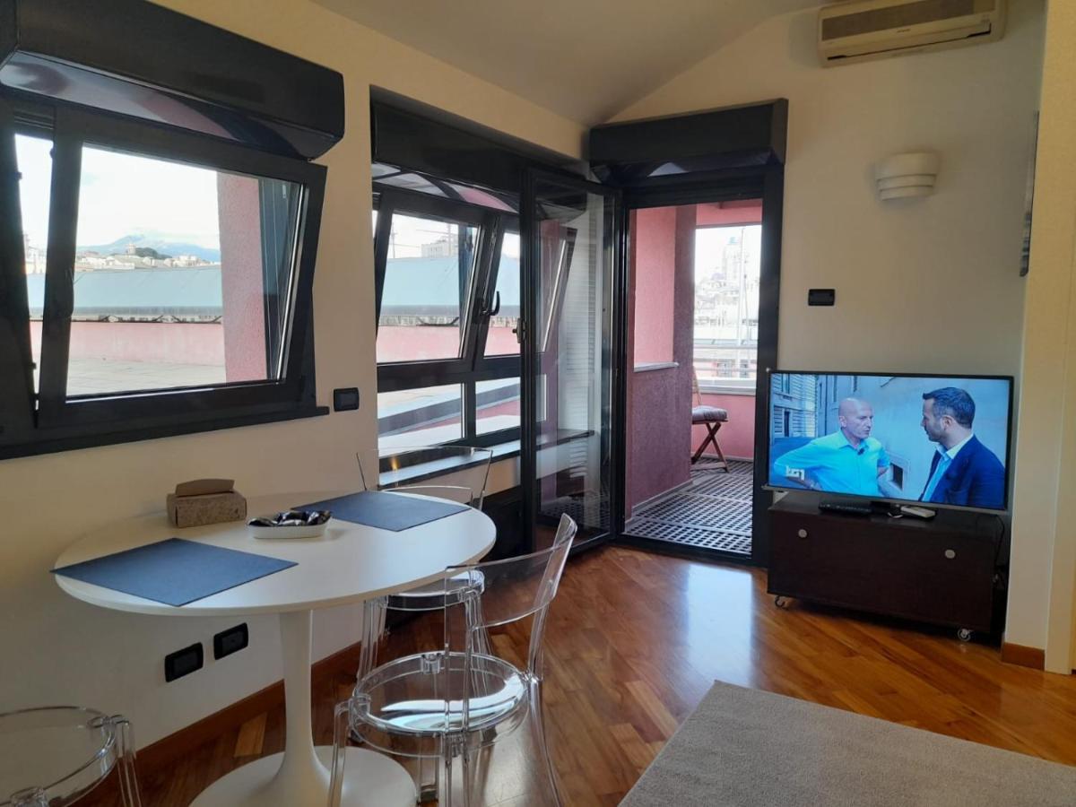 Bilocale Vista Mare Con Terrazzo-Porto Antico- Parcheggio Scontato Lejlighed Genova Eksteriør billede